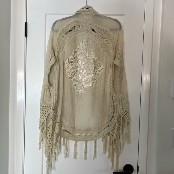 Beach Coverups - Picture 4 of 6